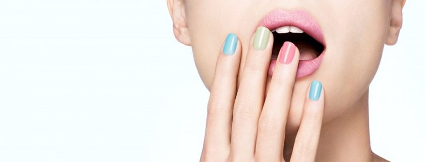 How to choose the best nail colors for fair skin?